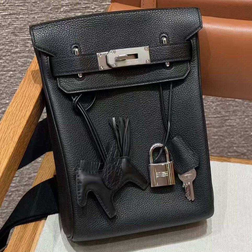 Genuine Top Layer Togo Pebbled Leather Chest Bag for Men and Women, Hermès-Style Unisex Waist Crossbody Shoulder Purse, Minimalist Fashionable Casual Daypack for Ladies and Gentlemen