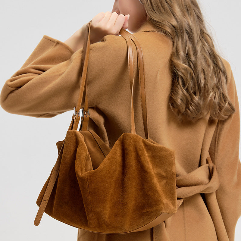 Vintage Luxury Tote Bag for Women Large Capacity Commuter Shoulder Handbag, Plush Pillow Purse with Versatile Everyday Style