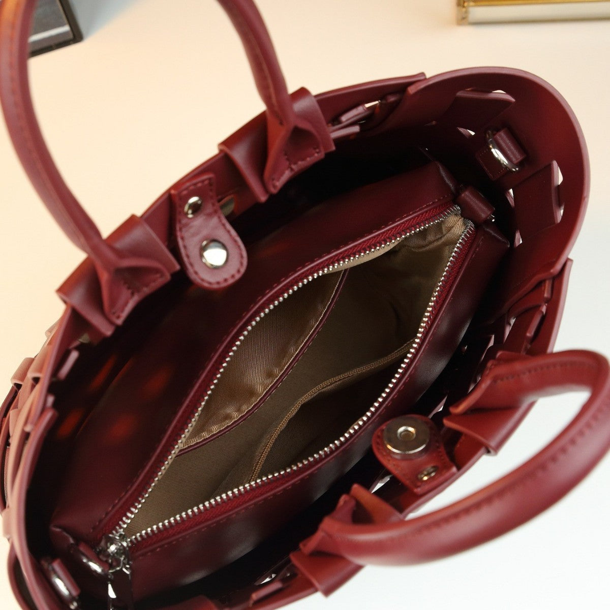 Hollow Woven Bucket Bag for Women Large Capacity Commuter Shoulder Crossbody Handbag, Versatile Trendy Purse with Natural Woven Texture