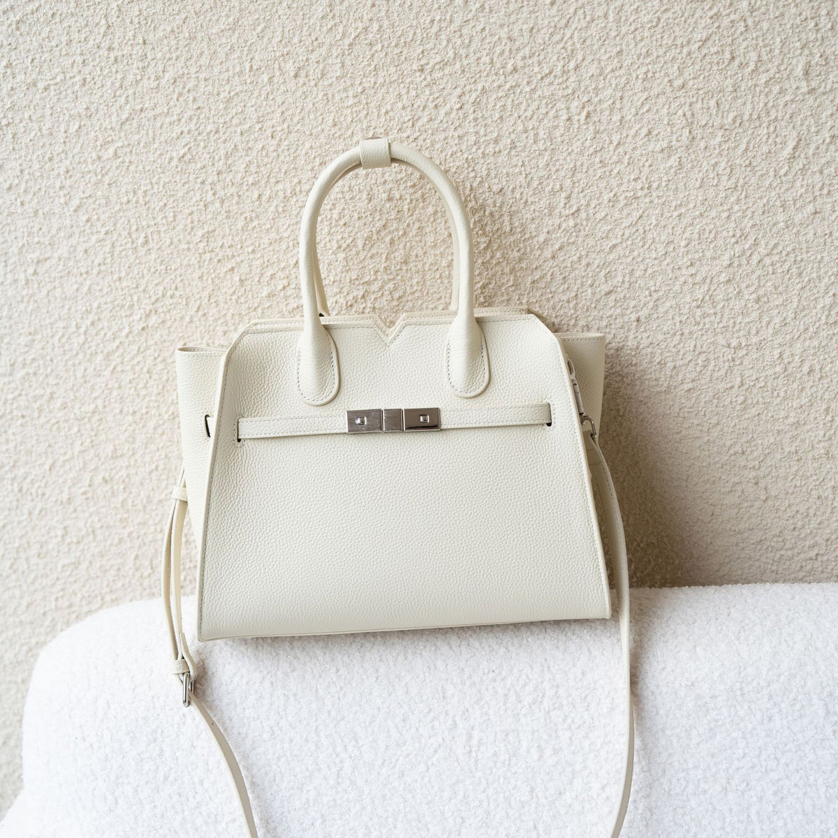 Chic Top-Layer Cowhide Leather Birkin-Inspired Wing Tote Bag for Women, Minimalist Shell Design Handbag with Light Luxury Feel, Spacious Top-Handle Purse for Everyday Style