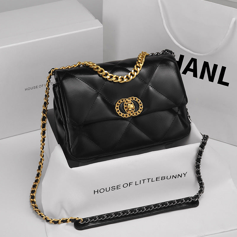 Chanel-Style Quilted Chain Shoulder Cross-Body Bag for Women | High-End Niche Designer Handbag with Timeless Diamond Stitching & Versatile Everyday Appeal