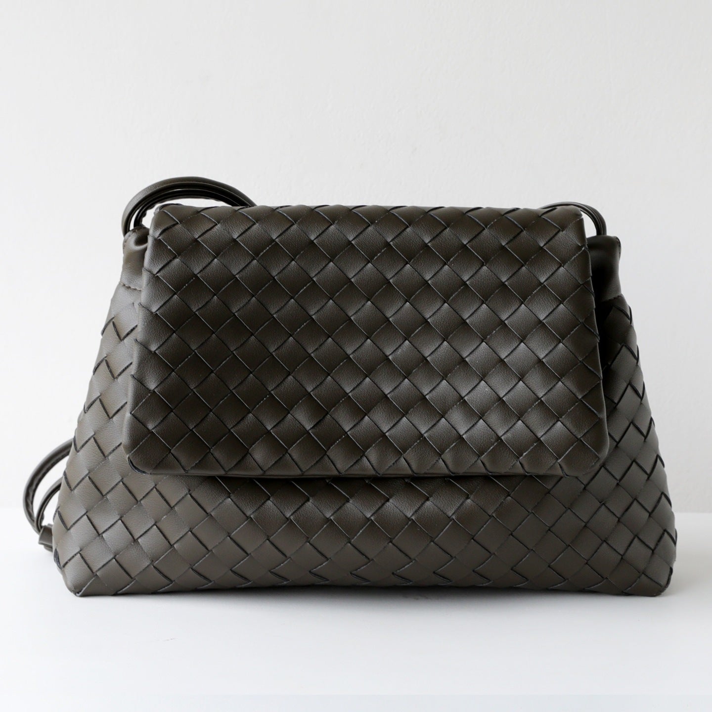 Handwoven Genuine Leather Flap Messenger Bag for Women Large Capacity Shoulder Crossbody Handbag, Artisan Purse with Timeless Style