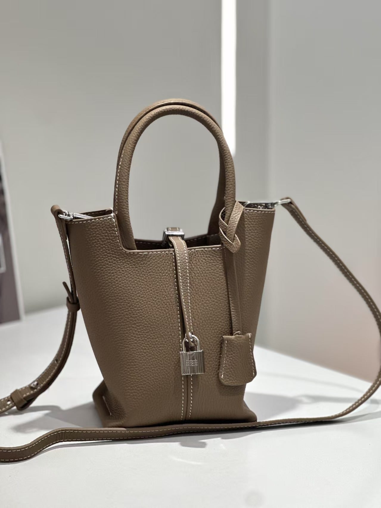 Genuine Top Layer Cowhide Bucket Tote Bag for Women, Versatile Leather Basket Handbag, Premium Top Handle Purse with Chic Elegant Style for Ladies