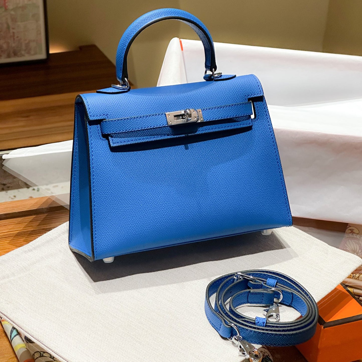 Genuine Leather Palm Pattern 2nd Gen Kelly-Style Handbag for Women, Gold & Silver Hardware Top Handle Shoulder Crossbody Purse, Fashionable Bag for Ladies