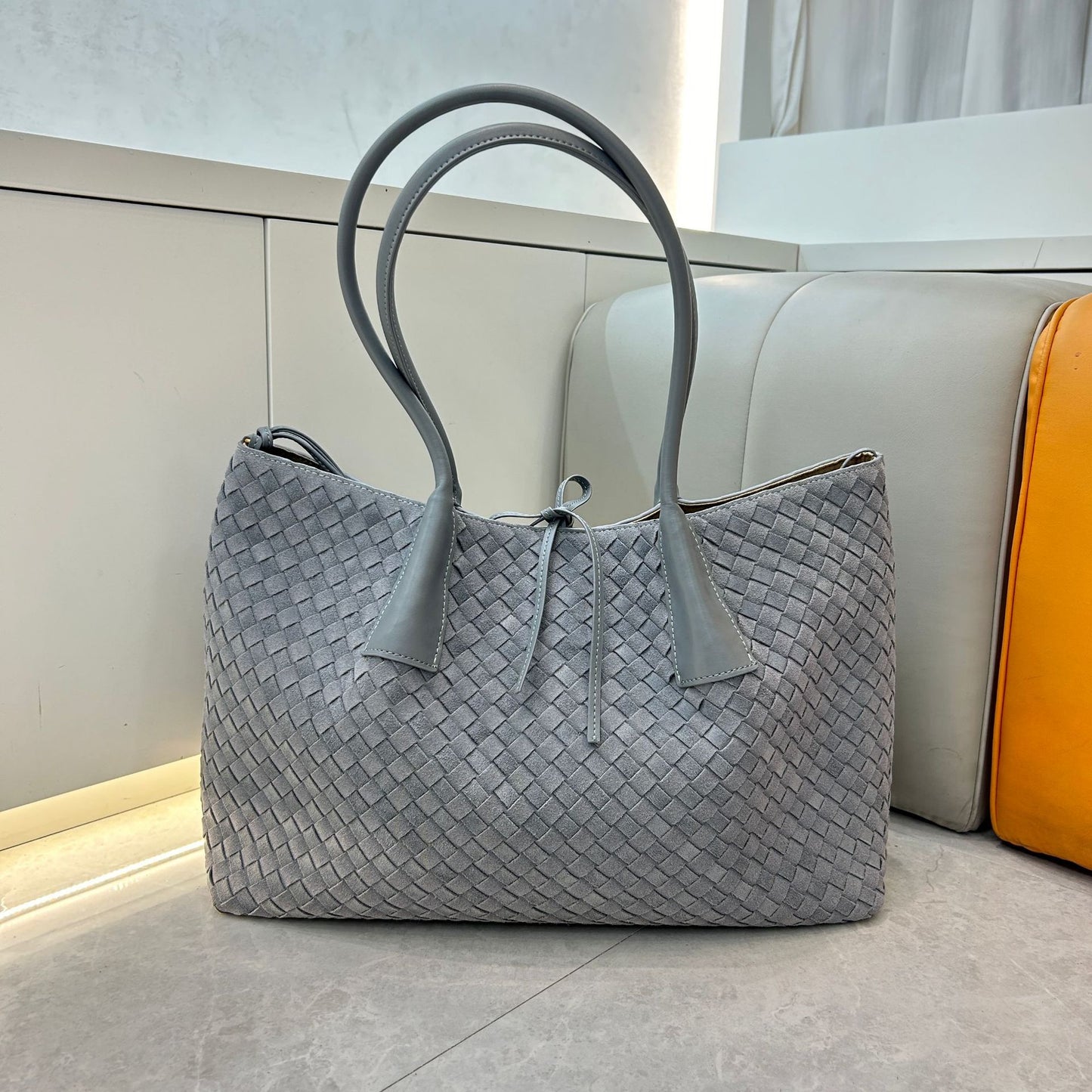 First layer cowhide matte woven tote bag, portable messenger, one shoulder, underarm bag, large capacity mommy bag, women's