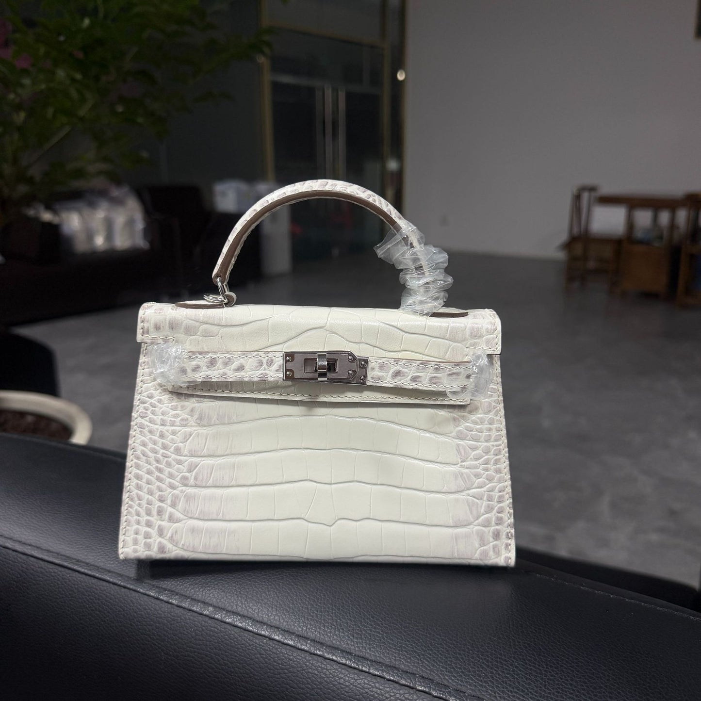 Premium Mini Kelly-Inspired Fully Hand-Stitched Croc-Effect Leather Bag for Women, Stainless Steel Hardware Top-Handle Crossbody Purse, A High-Quality Alternative to Designer Styles