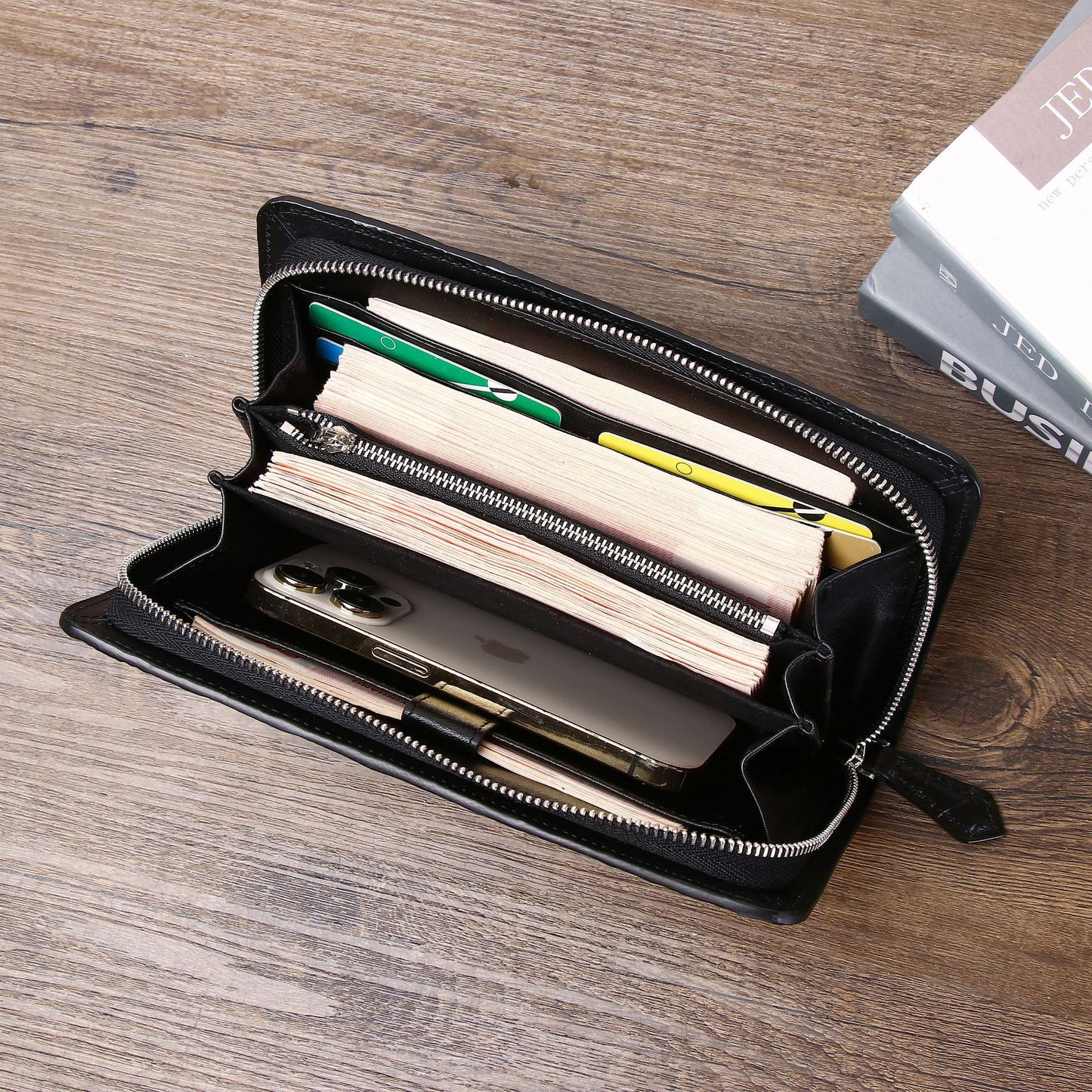 New Arrival Croc-Effect Genuine Leather Clutch Wallet for Men, A Large Capacity Business Casual Handheld Bag with Multiple Card Slots & Trendy Design