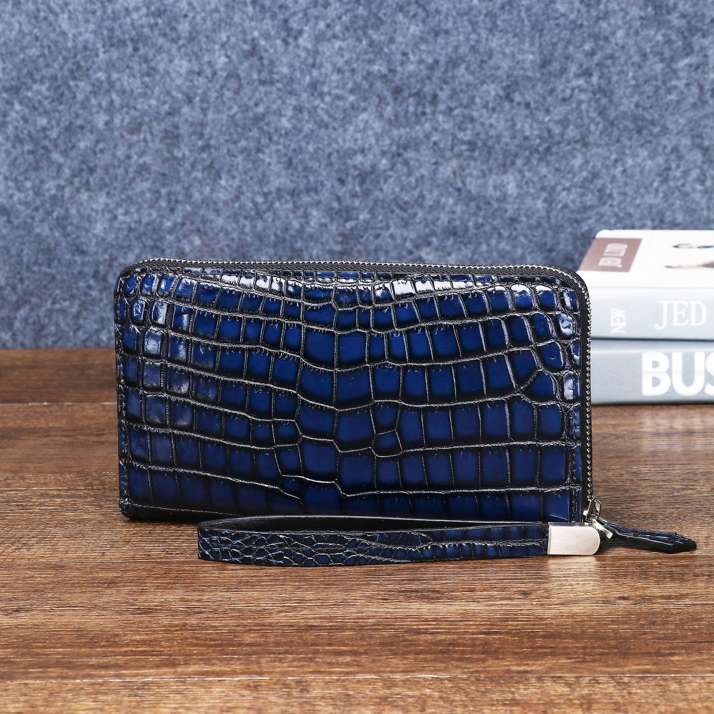 New Arrival Distressed Croc-Effect Clutch Wallet for Men, A Fashionable Classic Handheld Bag with Multiple Card Slots & Spacious Design