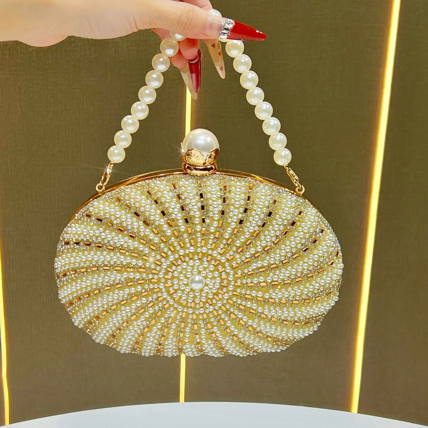 Elegant Pearl & Rhinestone-Embellished Evening Clutch for Women, A Premium Light Luxury Crossbody Handbag with Top Handle, Perfect for Cheongsam Formal Dresses Weddings & Banquets