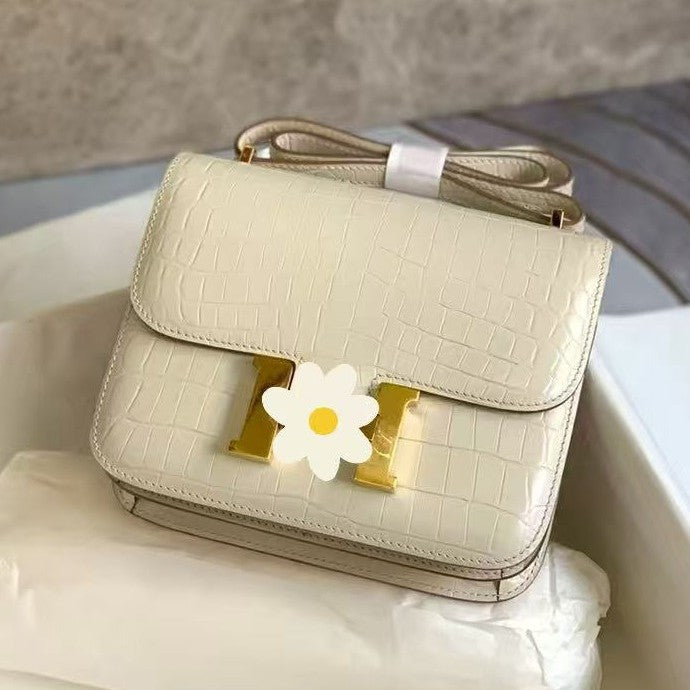 Genuine Leather Crocodile-Embossed Constance-Style Bag for Women, New Flight Attendant Small Square Crossbody Shoulder Purse, Versatile Fashionable Trendy Handbag for Ladies
