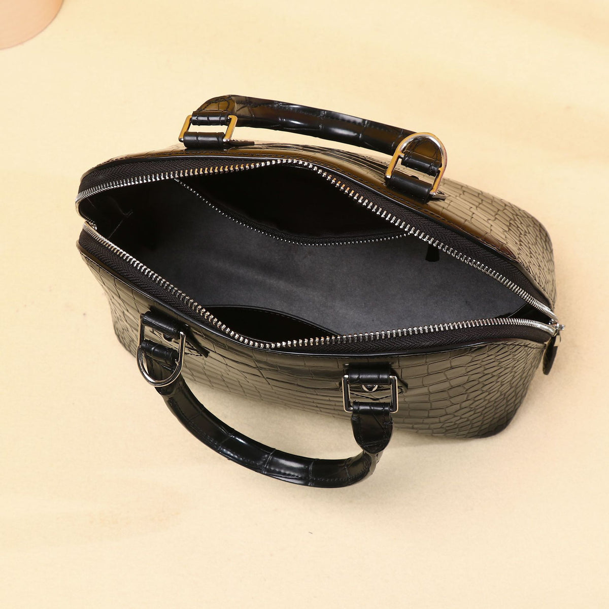 New Arrival Croc-Effect Shell Tote Bag for Women, A Trendy Shoulder Crossbody Commuter Handbag with Classic Croc-Pattern Design
