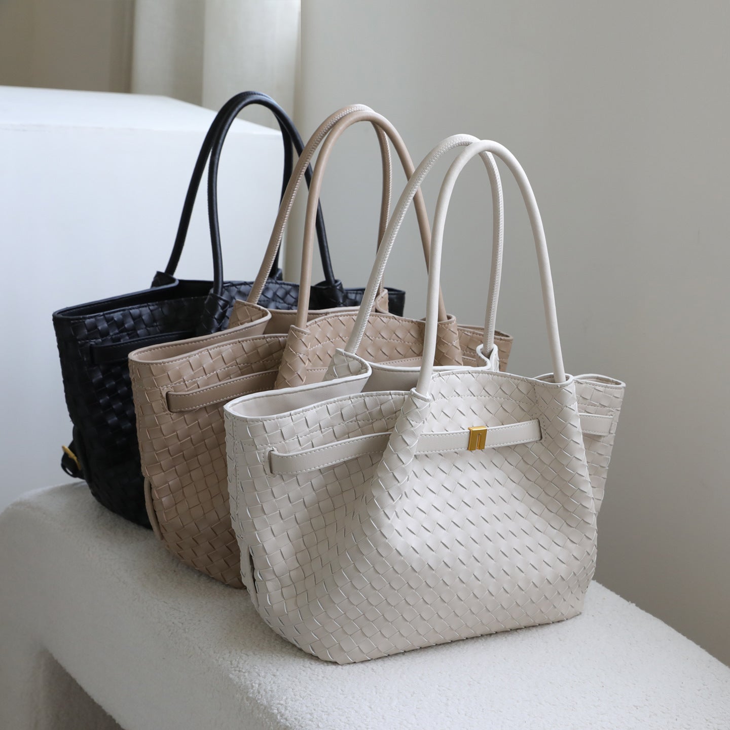 Pleated Wing Woven Tote Bag for Women Minimalist Large Capacity Shoulder Handbag, Lightweight Commuter Purse with Elegant Draped Design