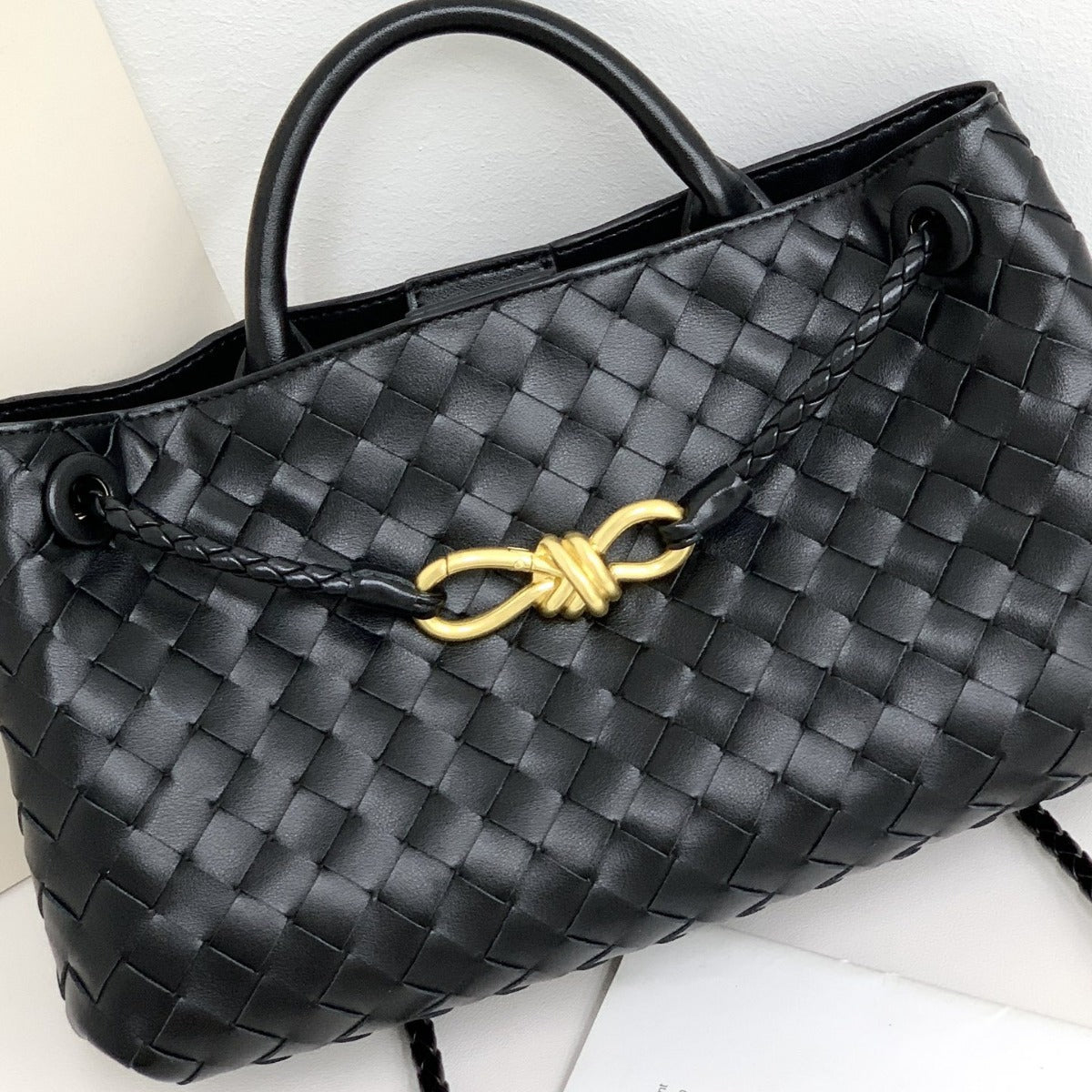 Genuine Leather Horizontal Woven Bag for Women, New Spring Summer Commute Shoulder Crossbody Top Handle Purse with Metal Rope Buckle, Trendy Handbag for Ladies