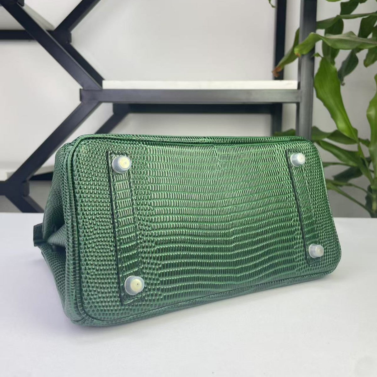 Fashionable Lizard-Embossed Birkin-Inspired Tote Bag for Women, Premium Stainless Steel Hardware 25cm Top-Layer Cowhide Handbag with Versatile Elegant Design