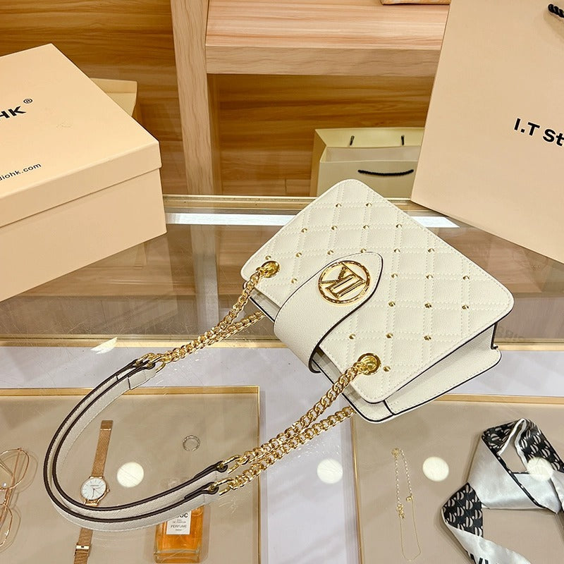 Genuine Leather Quilted Chain Bag for Women, New Trendy Versatile Shoulder Underarm Small Purse, Casual Minimalist Handbag for Ladies