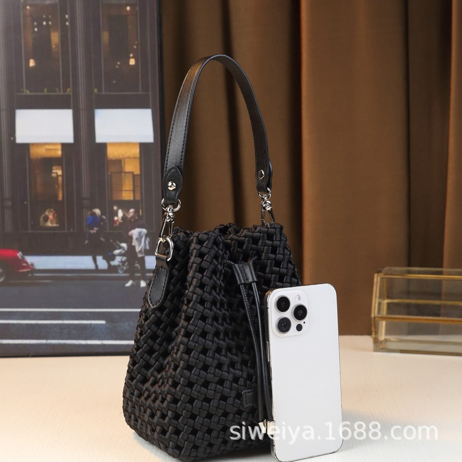 Woven Bucket Bag for Women Casual Shoulder Crossbody Handbag, Stylish Versatile Purse with Natural Woven Texture