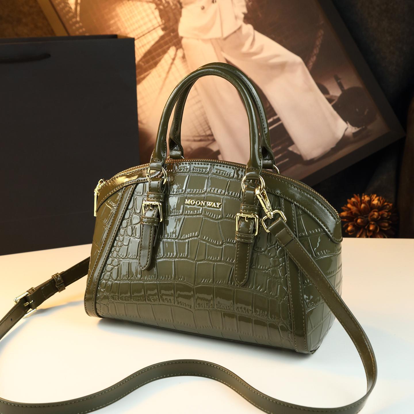 New Arrival Structured Croc-Effect Shell Bag for Women, A Light Luxury Shoulder Crossbody Top-Handle Handbag with Casual Style, Perfect for Moms