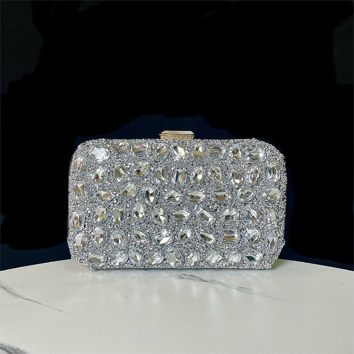 Dazzling Rhinestone-Embellished Evening Clutch for Women, A Sparkly Small Square Banquet Purse with Crystal Details, Perfect for Weddings Parties & Formal Events