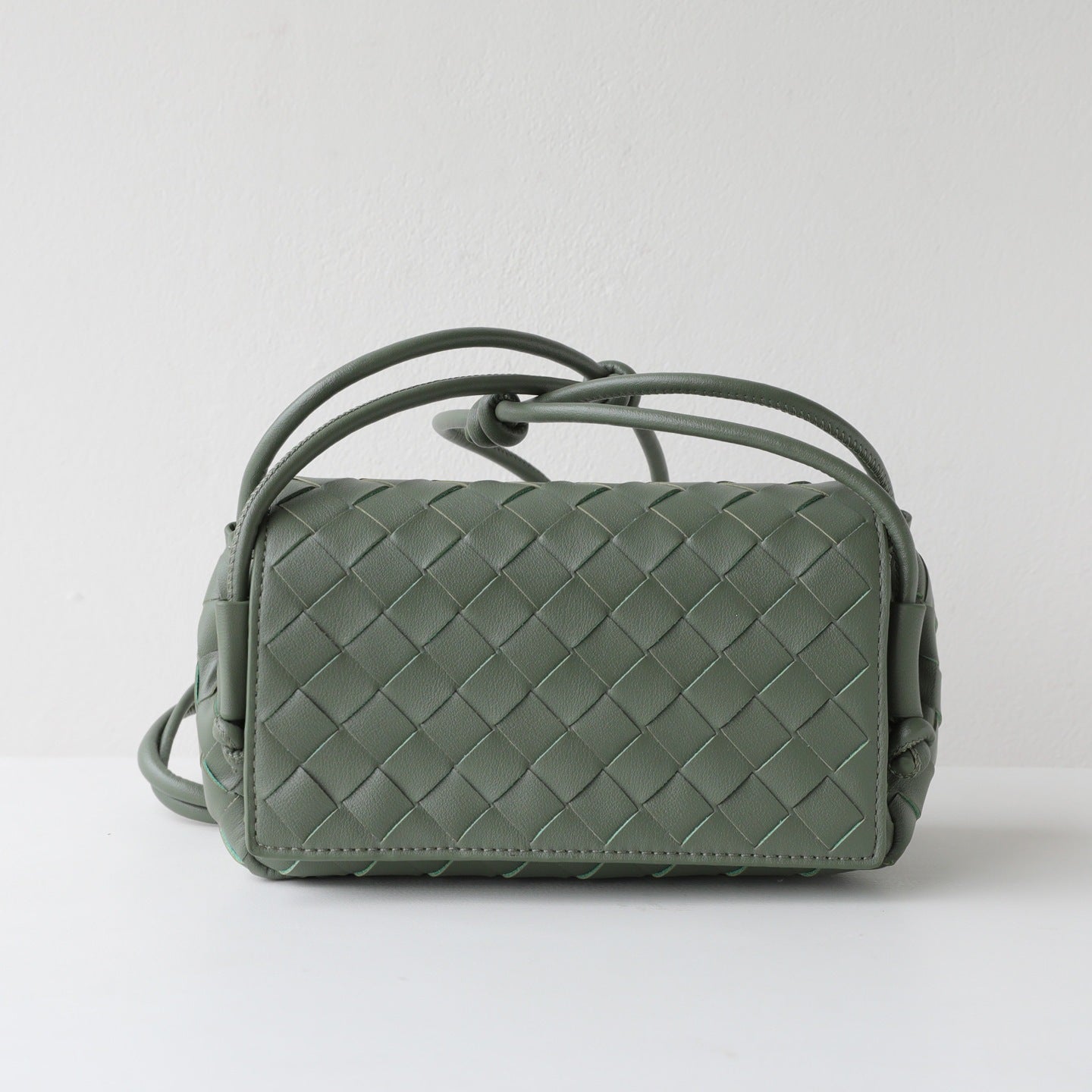 Cowhide Woven Flap Phone Bag for Women Mini Knot Shoulder Crossbody Handbag, Premium Niche Purse with Artisan Woven Texture