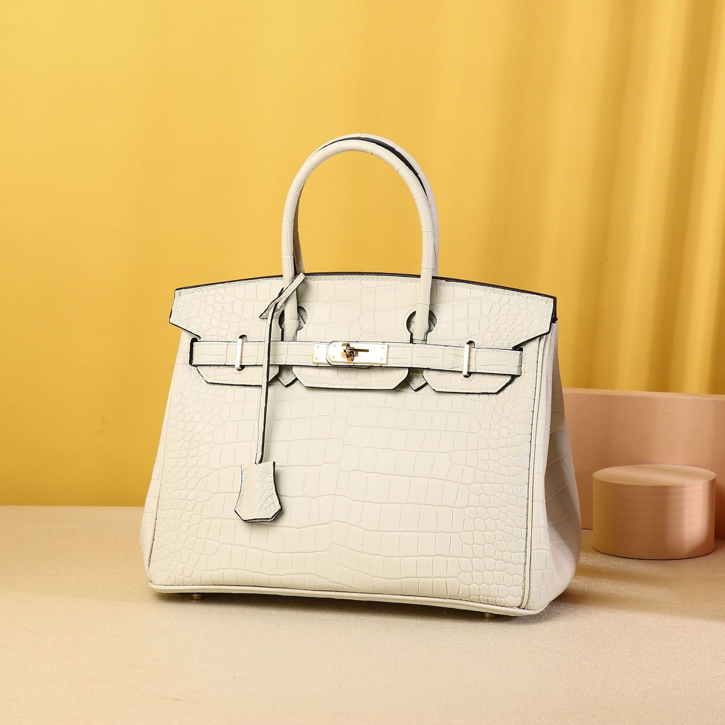 Classic Croc-Embossed Birkin-Inspired Tote Bag for Women, Large Capacity Turn-Lock Shoulder Crossbody Handbag with Vintage European Style, Versatile Everyday Purse