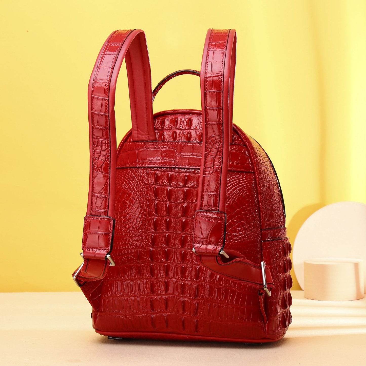 New Arrival Croc-Effect Large Capacity Backpack for Women, A Versatile Outdoor Travel Daypack Perfect for Girls & Everyday Use