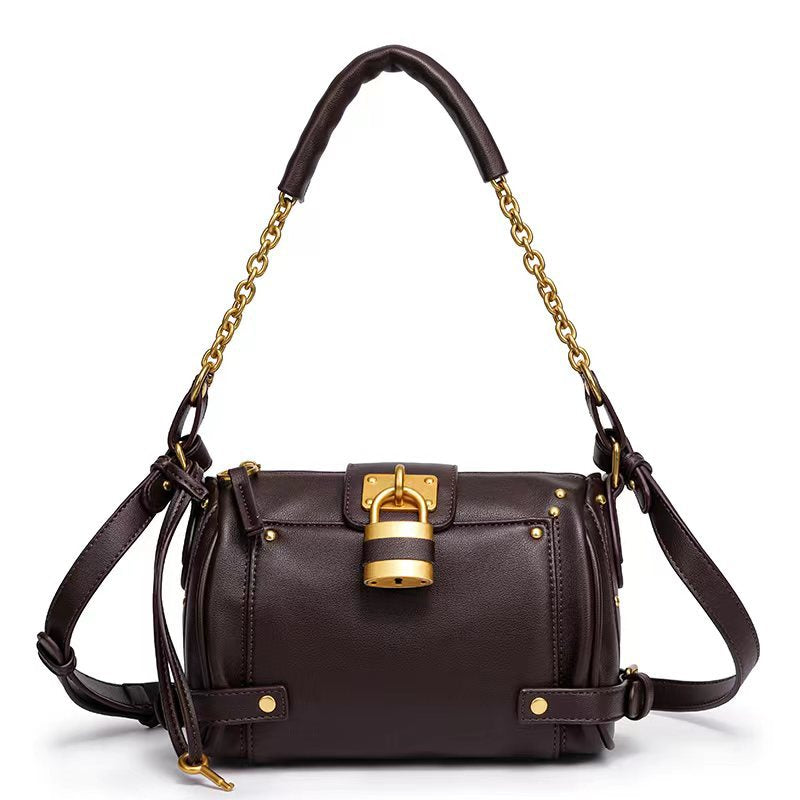 Y2K Style Lock Chain Tote Bag for Women Vintage Soft Leather Large Capacity Shoulder Crossbody Handbag with Trendy Hardware Accent