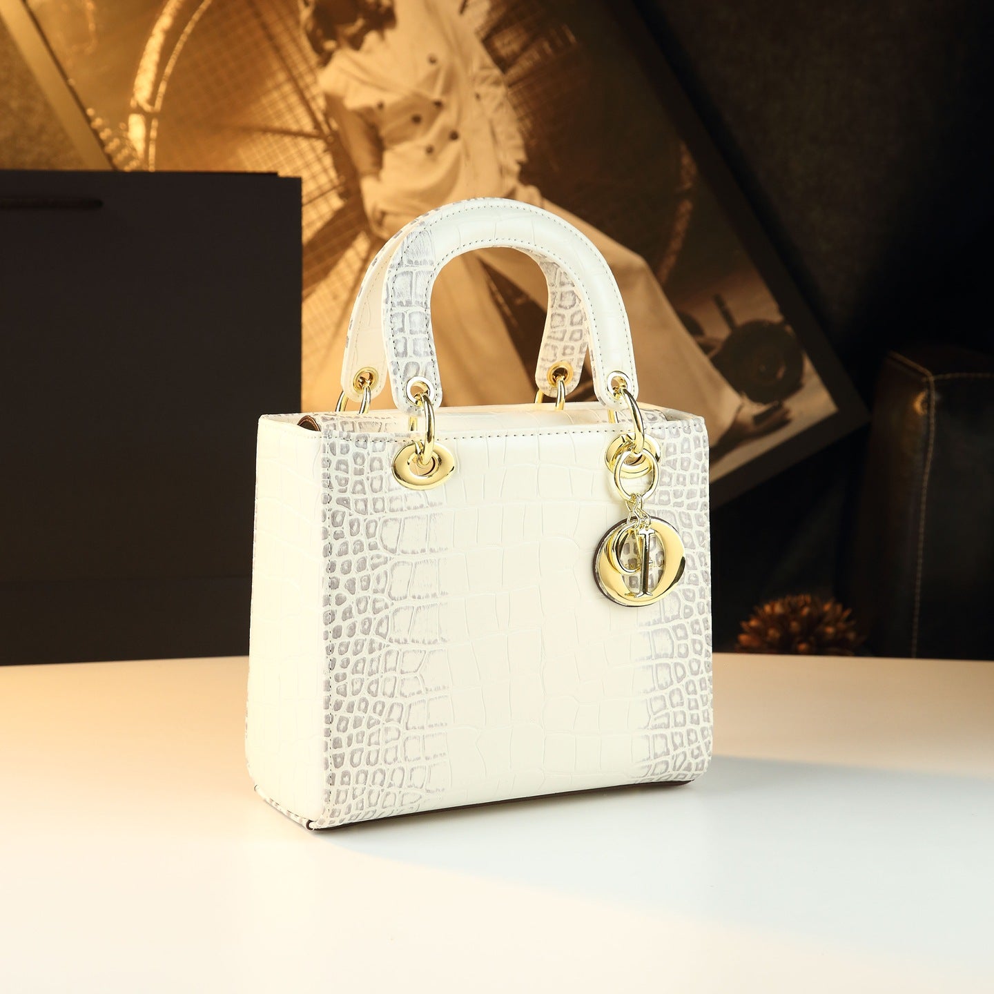 New Arrival Lady-Inspired Croc-Effect Leather Bag for Women, A Light Luxury Shoulder Crossbody Top-Handle Handbag with Textured Premium Design