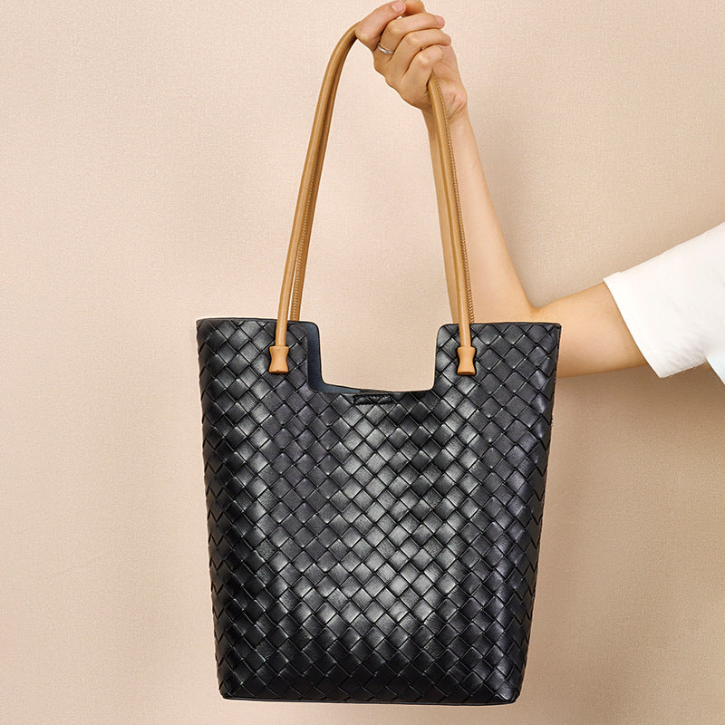 Handwoven Tote Bag for Women Minimalist Versatile Large Capacity Shoulder Handbag, Premium Natural Texture Purse with Trendy Design
