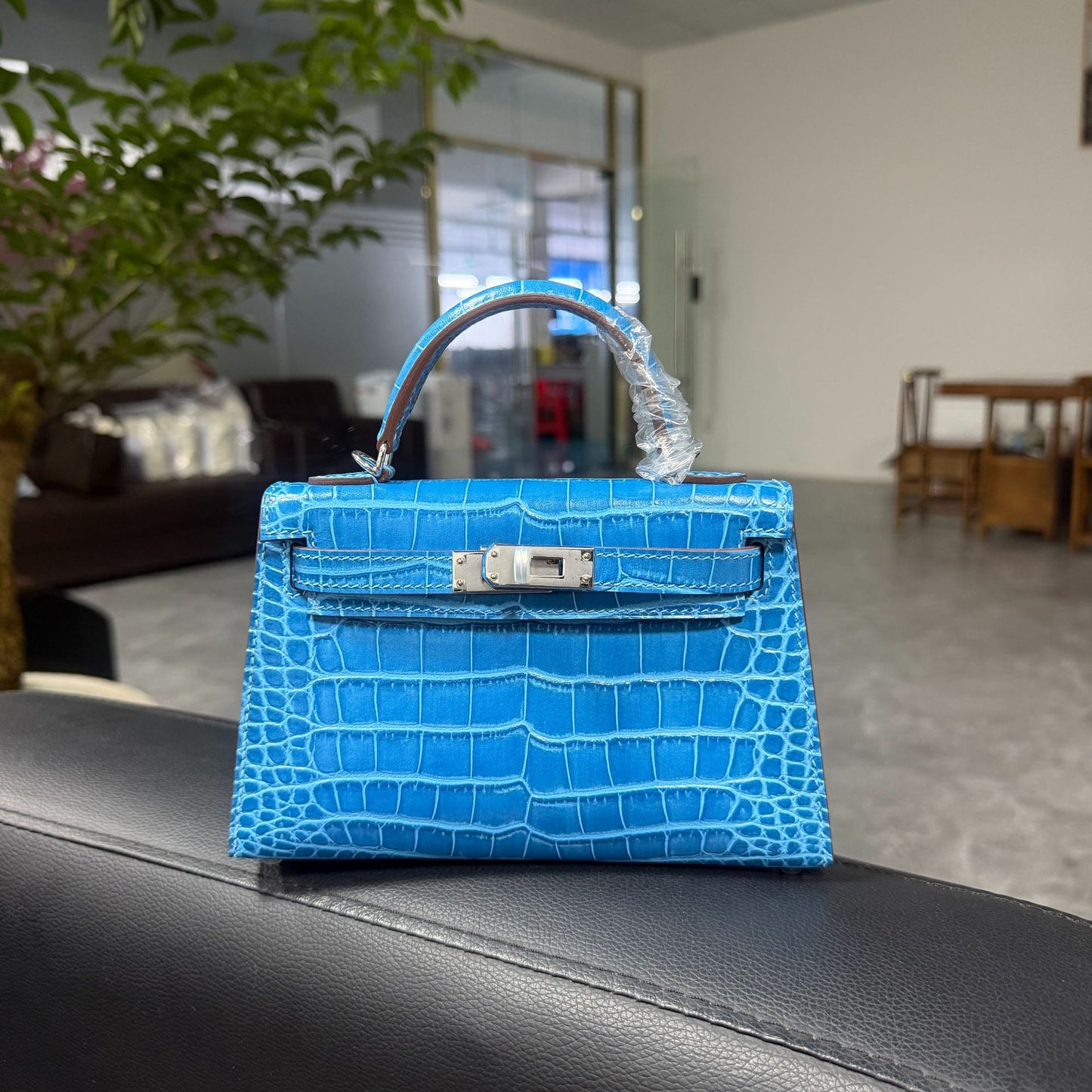 Premium Mini Kelly-Inspired Fully Hand-Stitched Croc-Effect Leather Bag for Women, Stainless Steel Hardware Top-Handle Crossbody Purse, A High-Quality Alternative to Designer Styles