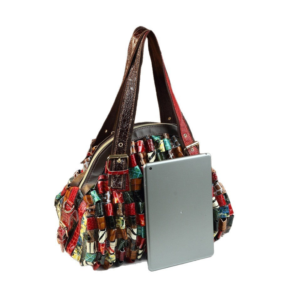 New Arrival Genuine Leather Patchwork Shell Bag for Women, A Large Capacity Shoulder Crossbody Handbag with Trendy Fashionable Design