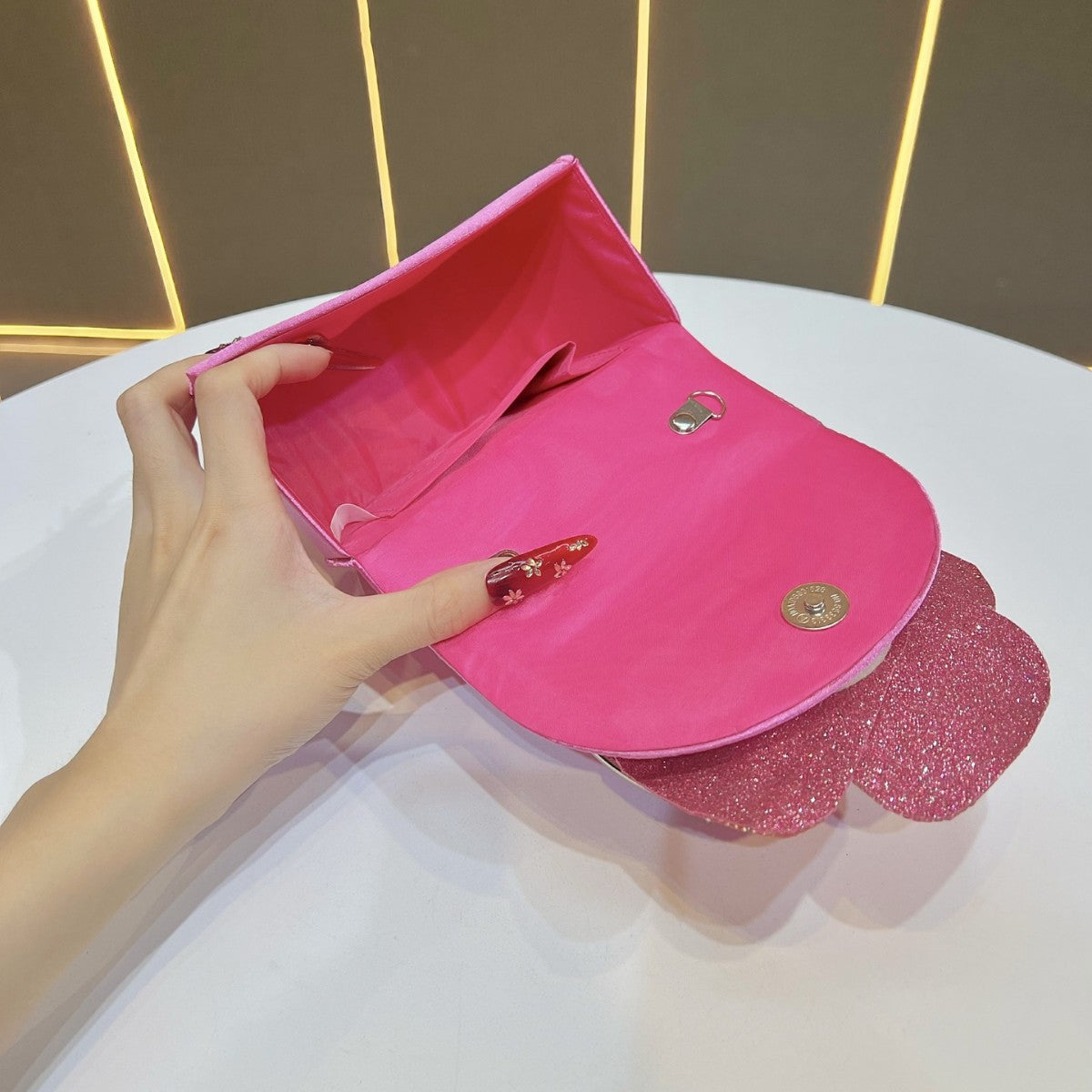 Chic Sparkly Camellia Evening Bag for Women, A Glamorous Ring Top-Handle Crossbody Shoulder Handbag Perfect for Banquets Parties & Special Occasions