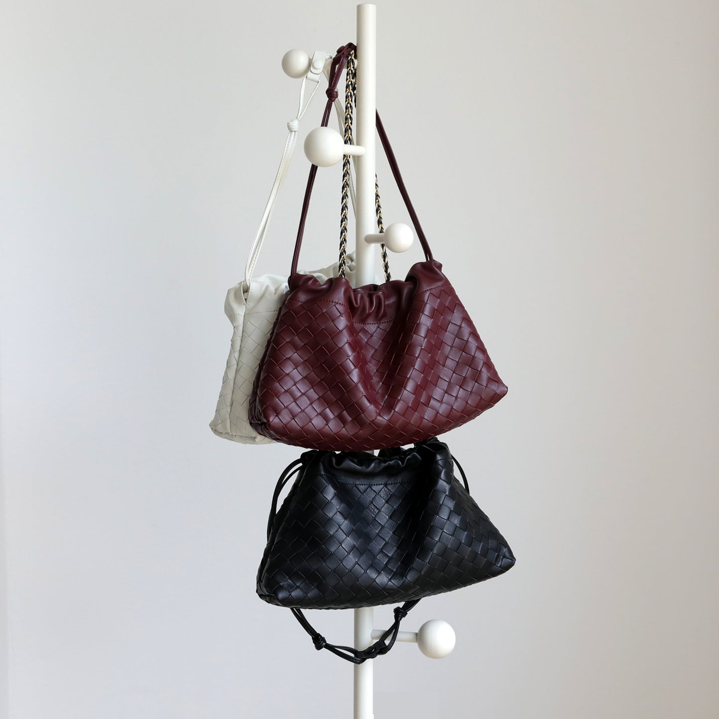 Sheepskin Woven Cloud Drawstring Bag for Women Light Luxury Chain Shoulder Crossbody Handbag, Minimalist Trendy Purse with Soft Texture