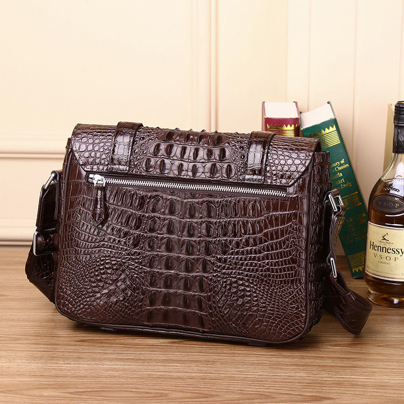 New Arrival Croc-Effect Men's Cambridge Satchel Bag, A Large Capacity Vintage Postal Shoulder Backpack with Flap Closure, Perfect for Business & Casual