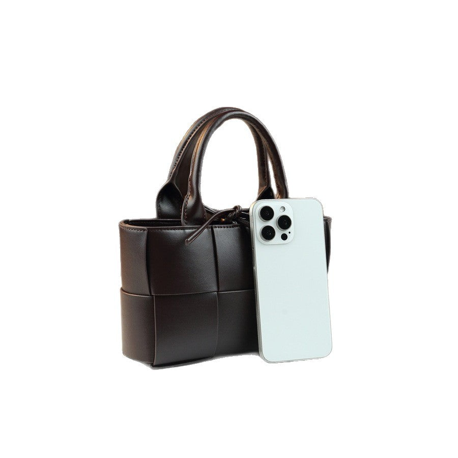 Woven Small Bucket Bag for Women with Detachable Wallet Pouch, Casual Commuter Shoulder Handbag with Versatile Design