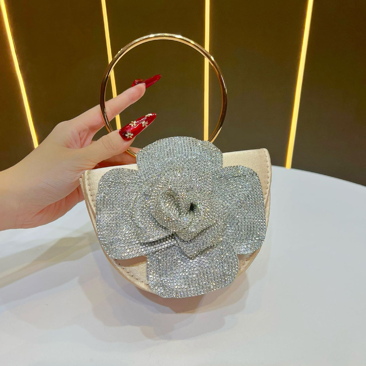Chic Sparkly Camellia Evening Bag for Women, A Glamorous Ring Top-Handle Crossbody Shoulder Handbag Perfect for Banquets Parties & Special Occasions
