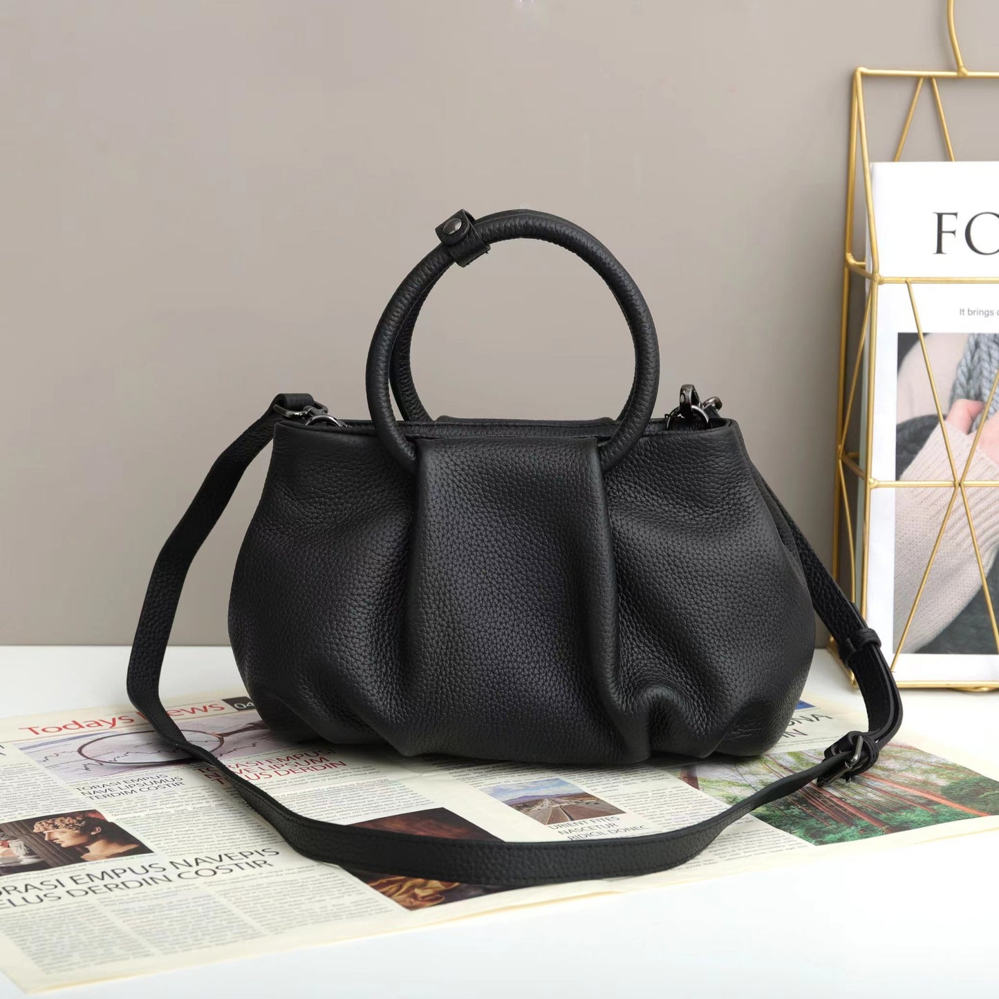 Genuine Leather Niche Designer Pleated Cloud Bag for Women, New Arrival Large Capacity Stylish Handbag, Trendy Casual Shoulder Purse for Ladies
