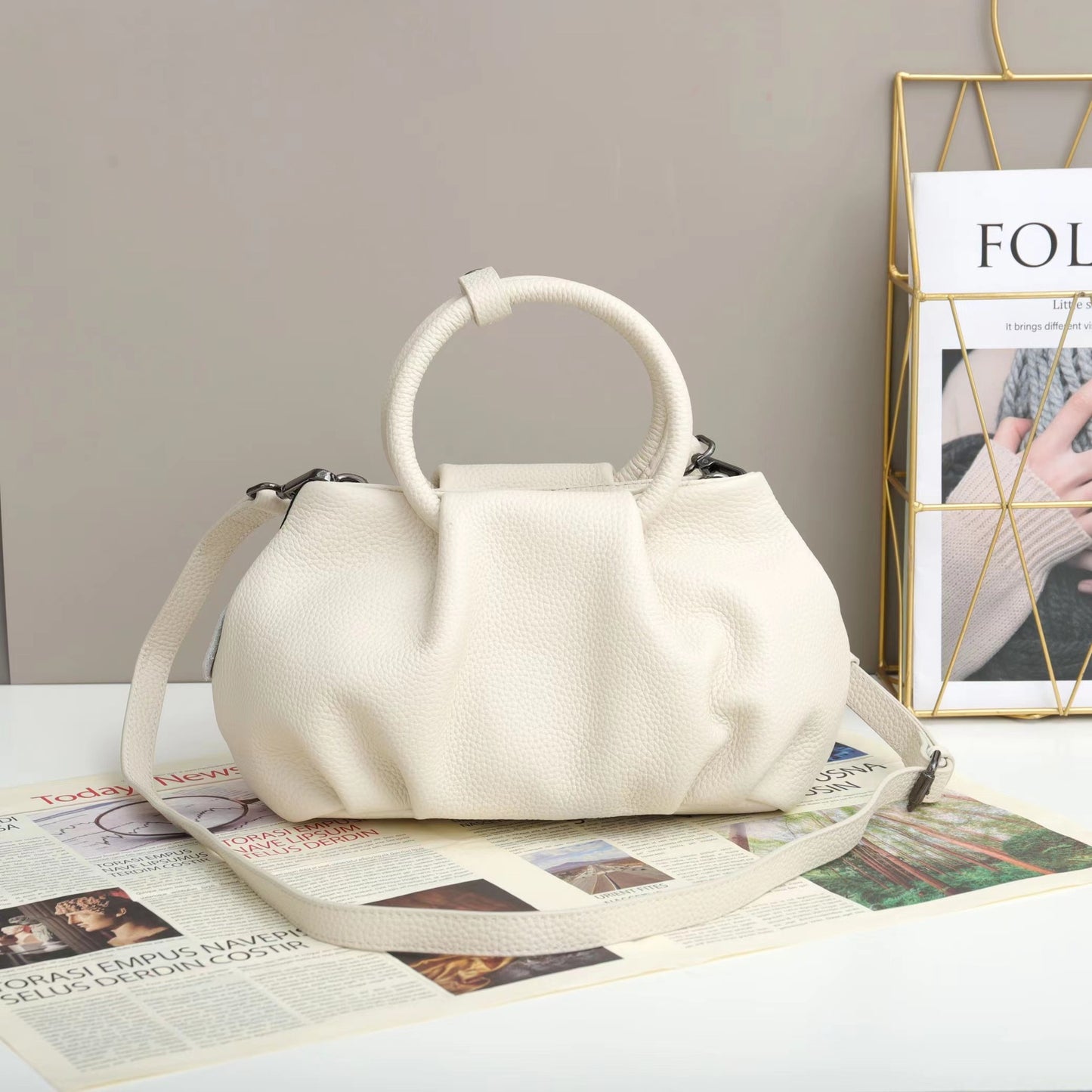 Genuine Leather Niche Designer Pleated Cloud Bag for Women, New Arrival Large Capacity Stylish Handbag, Trendy Casual Shoulder Purse for Ladies