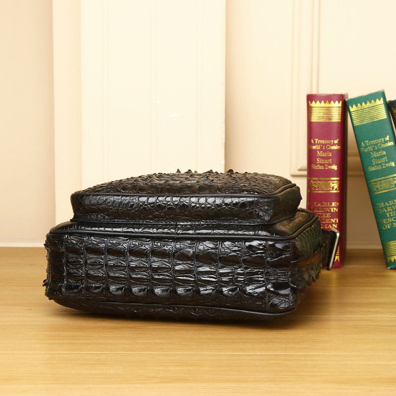 New Arrival Croc-Effect Genuine Leather Top-Handle Bag for Men, A Large Capacity Multi-Functional Business Shoulder Crossbody Handbag with Stylish Design