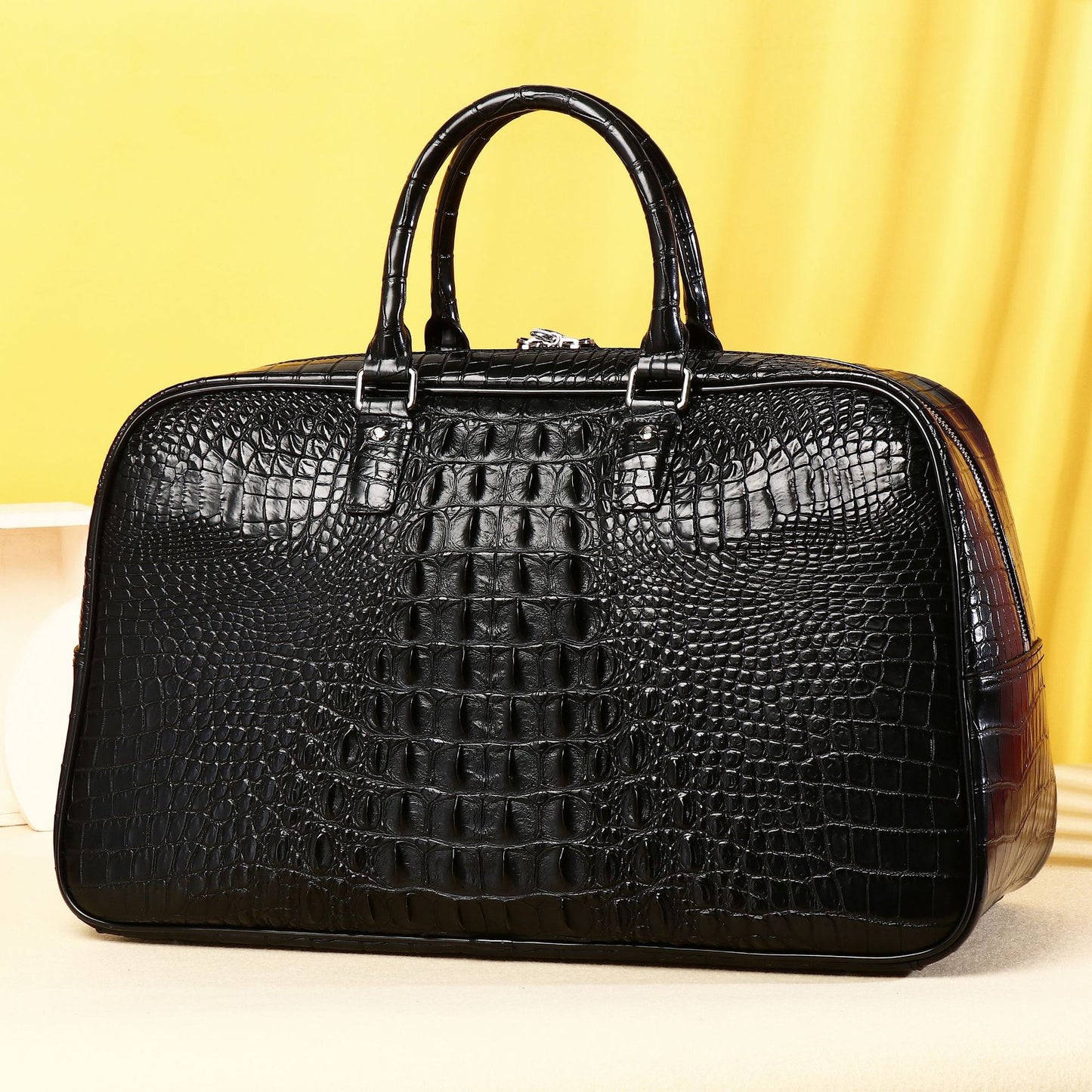 New Arrival Croc-Effect Large Travel Duffel Bag for Men, A Casual Top-Handle Tote with High-End Fashionable Laptop Compartment, Perfect for Travel & Work