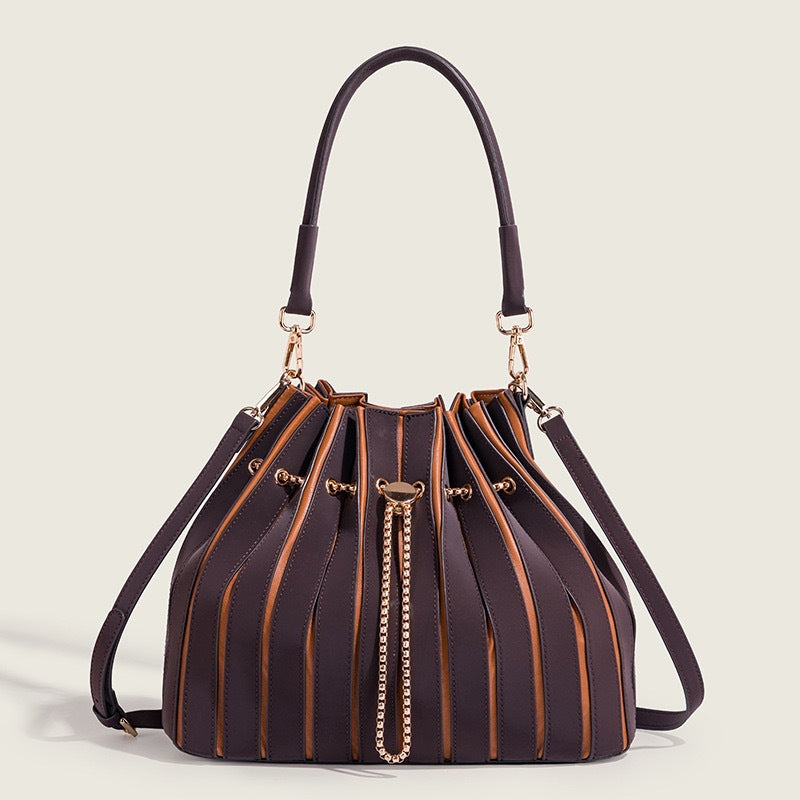 Glossy Light Luxury Bucket Bag Set for Women Niche Designer Pleated Large Capacity Shoulder Sub-Bag Handbag with Premium Finish