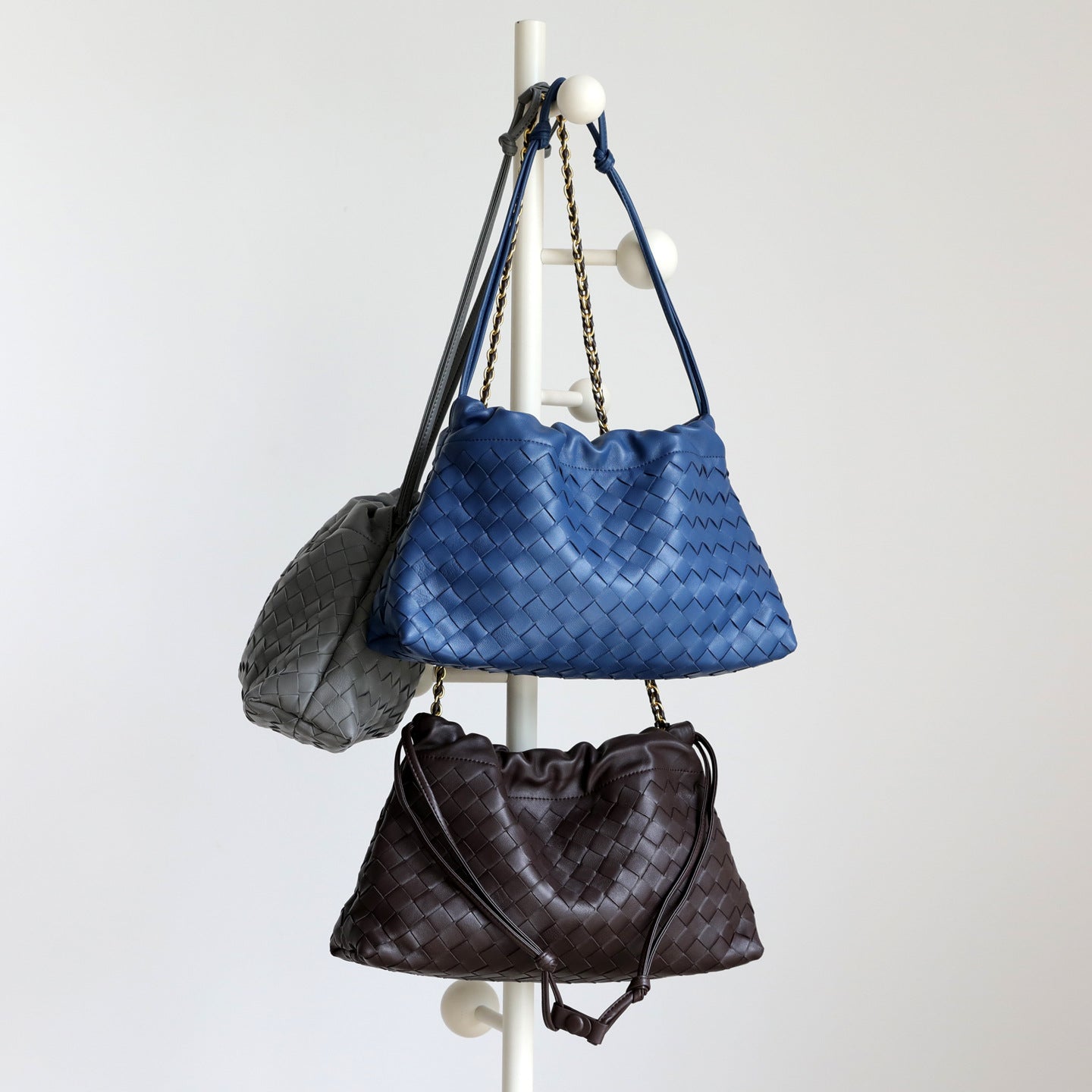 Sheepskin Woven Cloud Drawstring Bag for Women Light Luxury Chain Shoulder Crossbody Handbag, Minimalist Trendy Purse with Soft Texture