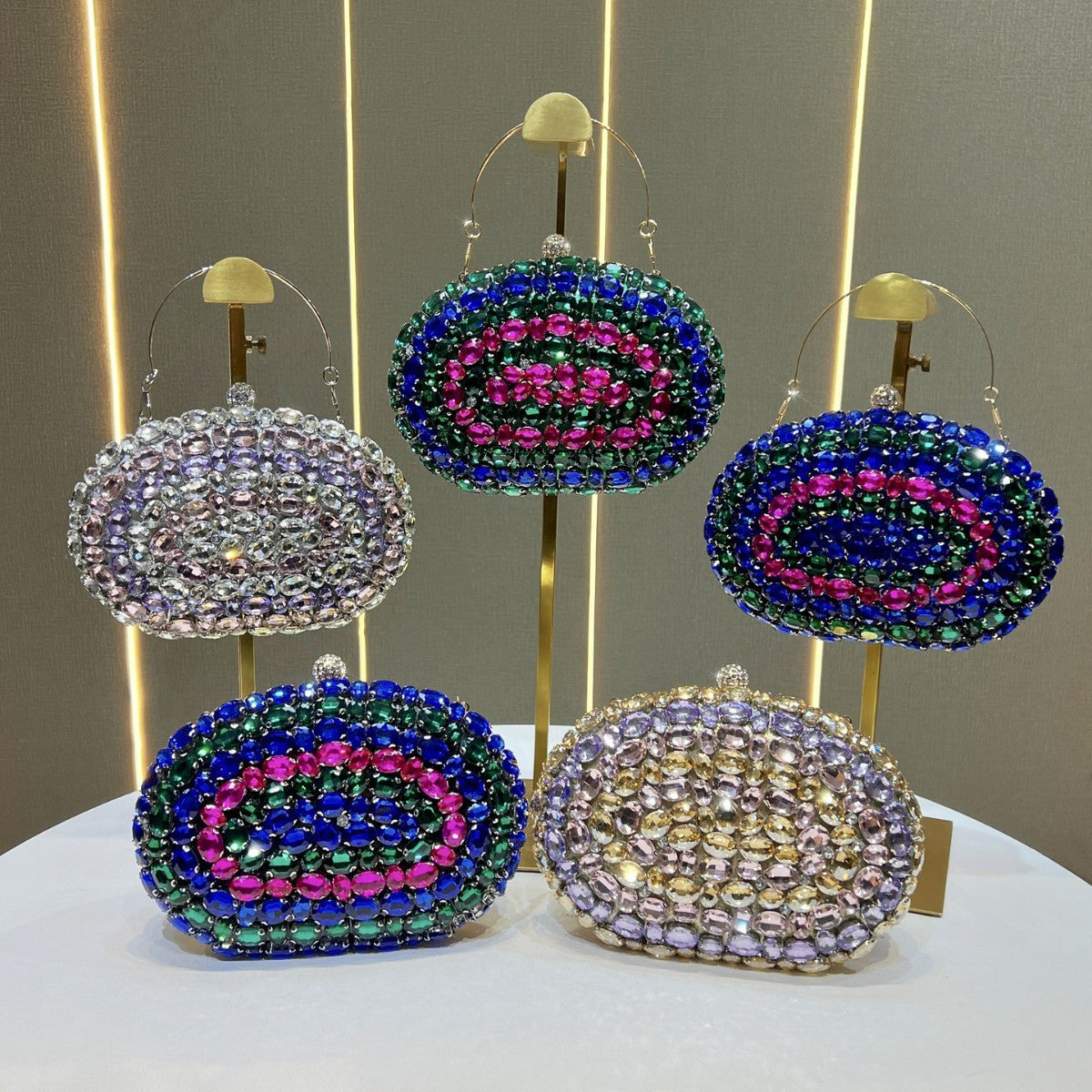 Elegant Rhinestone-Embellished Evening Clutch for Women, A Premium Glamorous Top-Handle Chain Crossbody Bag with Exquisite Craftsmanship & Sparkly Crystal Details, Perfect for Banquets Weddings & Special Occasions