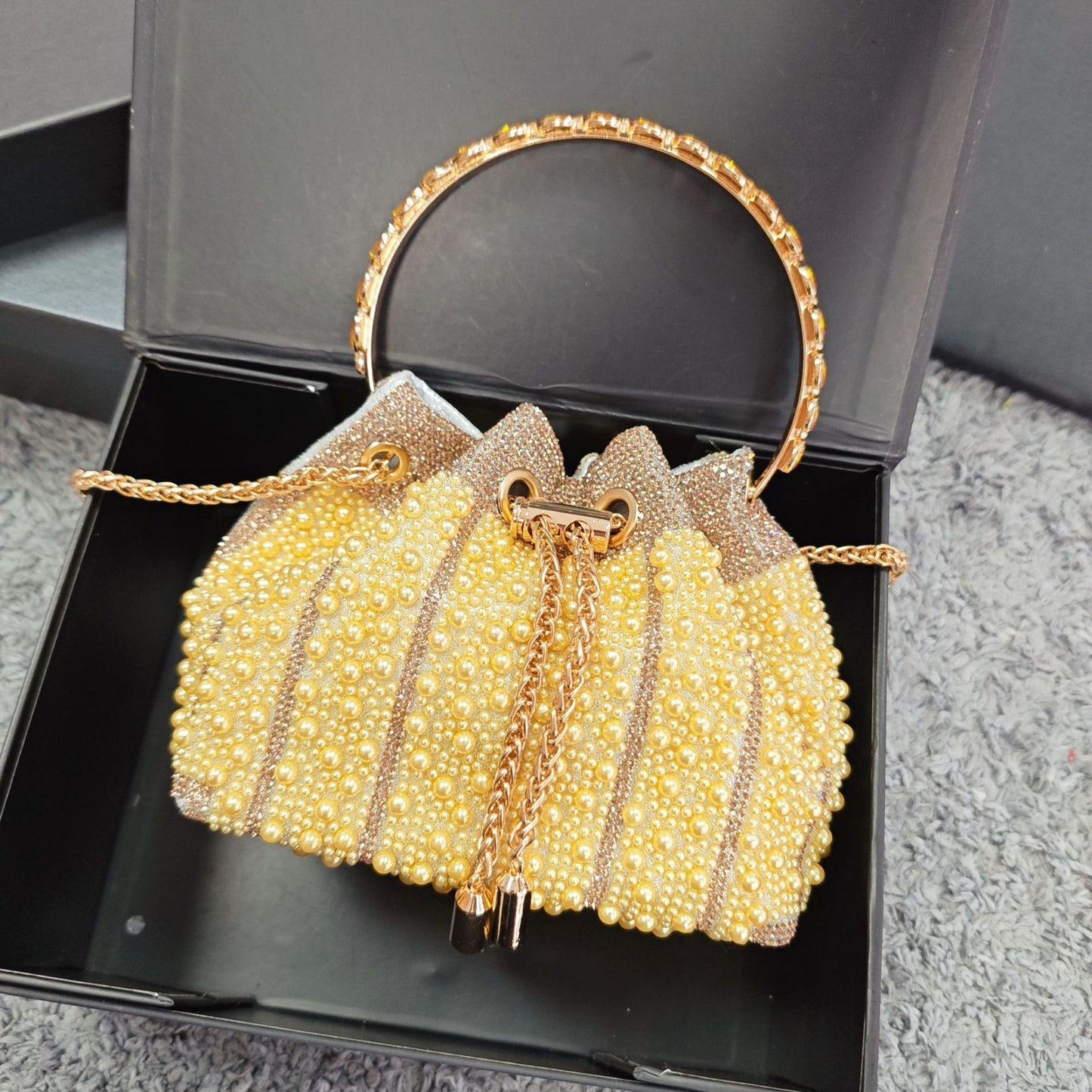 New Chinese Style Pearl Evening Bag, Rhinestone-Studded Drawstring Shoulder Crossbody Purse, Niche Light Luxury Handbag with Elegant Design