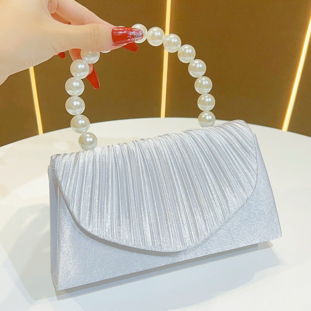 Chic Top-Handle Banquet Bag for Women, A Versatile Crossbody Clutch Shoulder Handbag Perfect for Evening Events & Parties