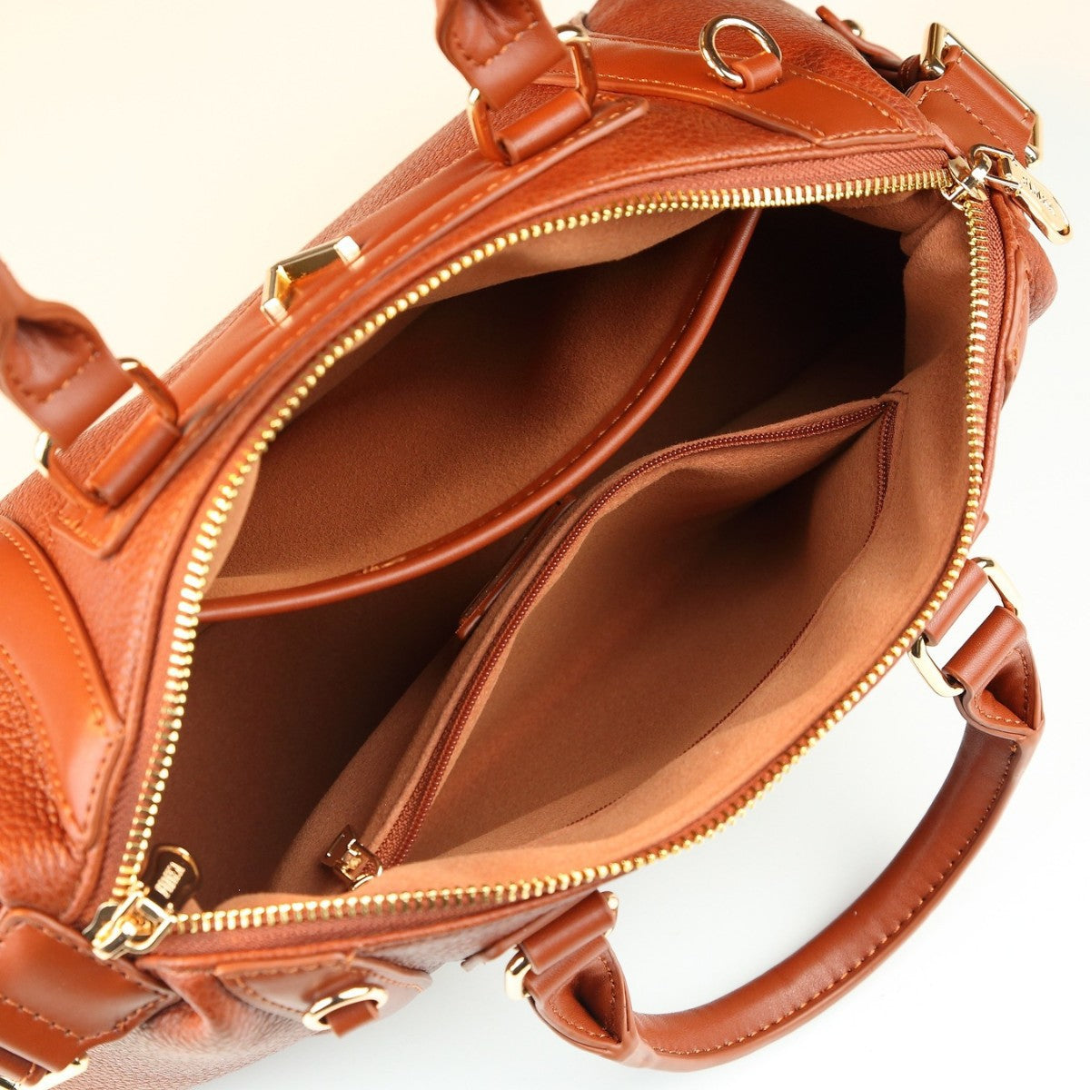 Large Capacity Pillow Tote Bag for Women Casual Shoulder Crossbody Handbag, Premium Versatile Purse with Soft Comfortable Design