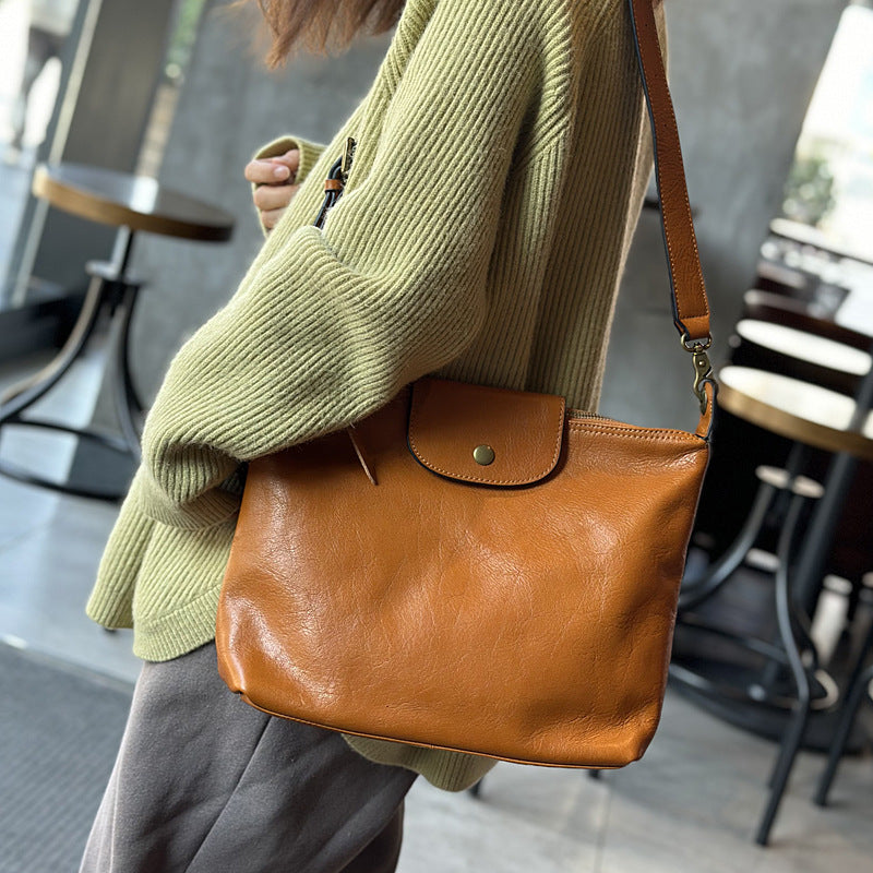 Genuine Vegetable-Tanned Cowhide Shoulder Crossbody Bag for Women, Vintage Minimalist Casual Large Capacity Dumpling Purse, Premium Leather Handbag for Ladies