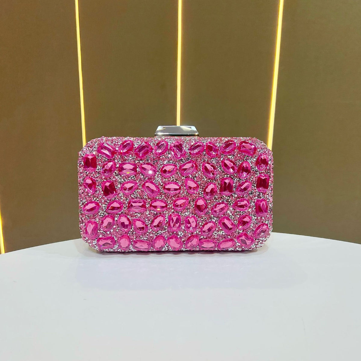 Dazzling Rhinestone-Embellished Evening Clutch for Women, A Sparkly Small Square Banquet Purse with Crystal Details, Perfect for Weddings Parties & Formal Events
