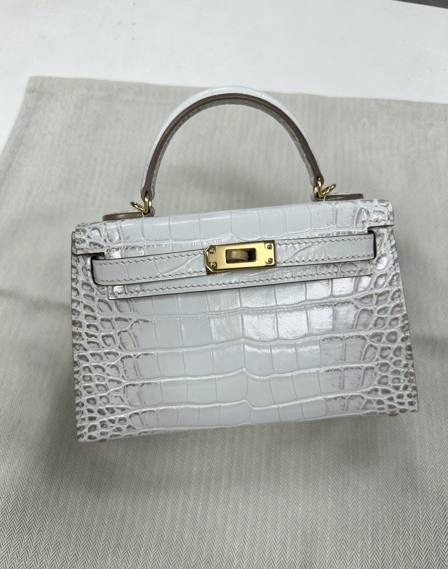 Premium Mini Kelly-Inspired Fully Hand-Stitched Croc-Effect Leather Bag for Women, Stainless Steel Hardware Top-Handle Crossbody Purse, A High-Quality Alternative to Designer Styles