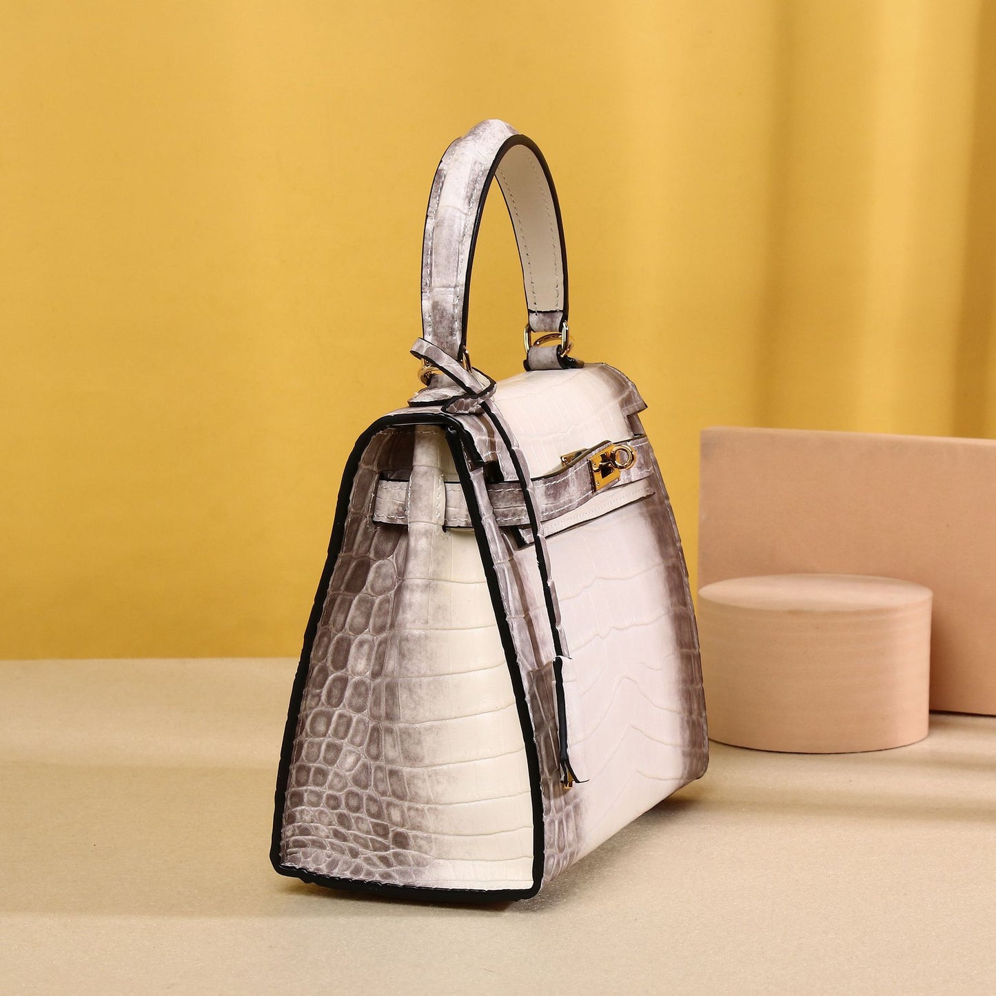 New Arrival 25cm Kelly-Inspired Croc-Effect Bag in Himalayan White for Women, A Premium Top-Handle Crossbody Shoulder Handbag with Fashionable Design