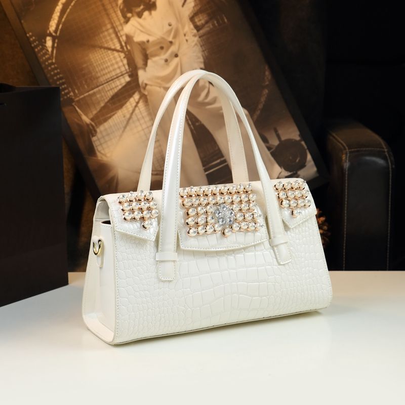 Genuine Croc-Embossed Leather Baguette Bag for Women – Elegant Lady-Inspired Shoulder & Crossbody Handbag, A Sophisticated Purse for Stylish Mature Ladies